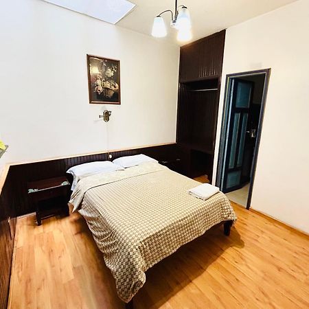 Hotel Montecarlo Riobamba Bagian luar foto