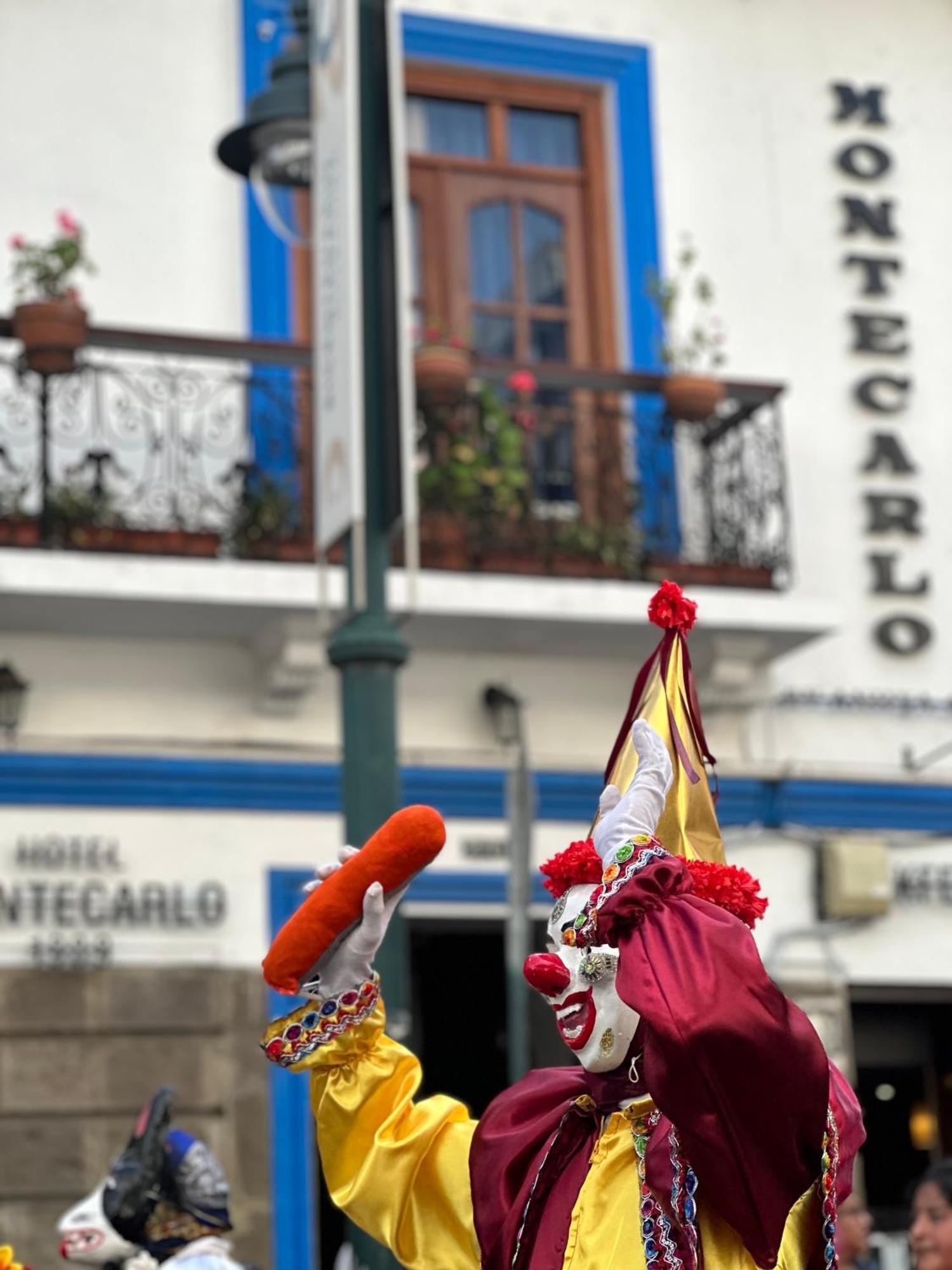 Hotel Montecarlo Riobamba Bagian luar foto