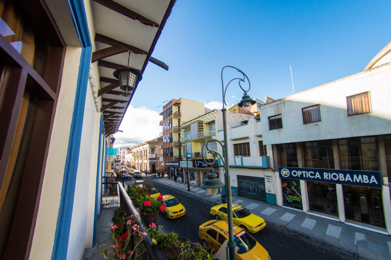 Hotel Montecarlo Riobamba Bagian luar foto
